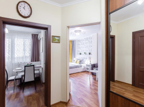 Апартаменты  RentPlaza на Улице Революционной-Центр