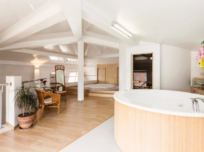 Апартаменты Роскошный Пентхаус на Взлетке