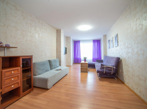 Апартаменты Трехкомнатная в центре