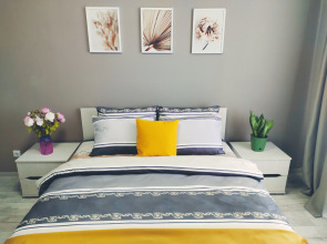 Апартаменты Вирджиния до 4 Чел. на Возрождения 51 Пятница Сеть Посуточных Квартир