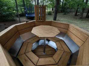 Частный дом Новый 6 местный дом у озера с банным чаном и баней.