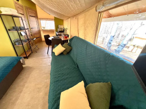 Глэмпинг Наедине