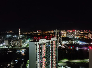 Апартаменты видовые двухкомнатные у метро на 24 этаже