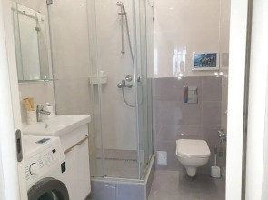 Апартаменты Личный комфорт в престижном районе: 2 полноценные спальни, 2 ванные комнаты