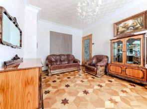 Квартира в Тихом центре Парк Челюскинцев 4 ком.кв.