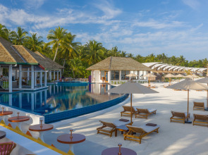 Отель Cinnamon Hakuraa Huraa Maldives