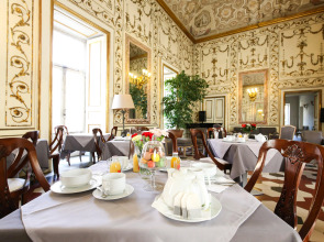 Decumani Hotel De Charme