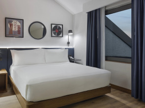 Отель Hampton by Hilton Istanbul Arnavutkoy