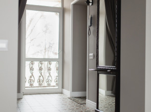 Апартаменты Сталинское Барокко в Сердце Города