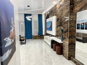 Апартаменты 70кв. метров в центре города