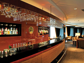 Отель Almira Thermal Spa & Convention Center