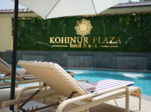 Отель Kohinur Plaza