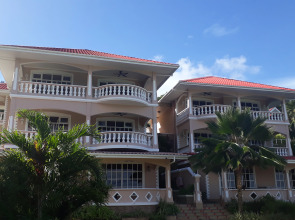 Апартаменты Au Fond De Mer View