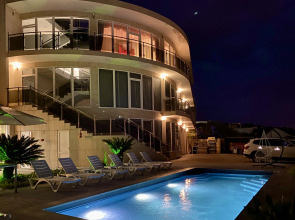 Квартира Янтарь с бассейном в Сириусе