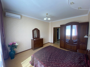 Апартаменты 201 Колхозная 9