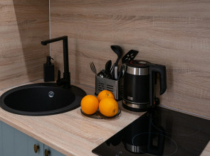 Апартаменты Морент с ярким интерьером в ЖК Сорренто Парк