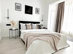 Апартаменты 158/4 Комфорт сити с двуспальной кроватью, диваном и красивым видом