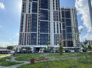 Квартира Рядом с Метро и Видом на Закат