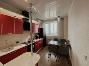 Квартира Green FOX с видом на реку Кутум