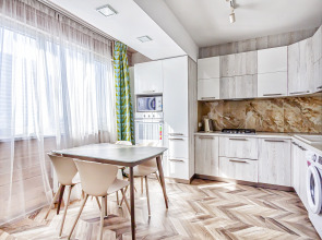 Апартаменты 31. Самый центр. Вид на город и горы. Идеально для командированных и туристов.