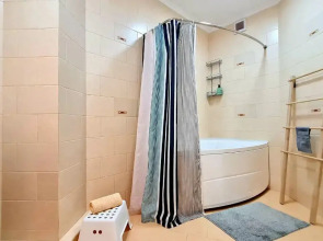 Квартира Большая Двушка с Видом на Горы by Sutki26