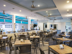 Отель Chom View