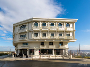 Nenessa Airport Hotel