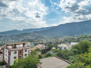 Гостевой дом Над Ялтой