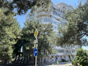 Квартира 8 Просторная 2-к в р-не Дельфинария - до моря 10 мин