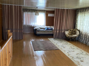 Частный дом на Волге