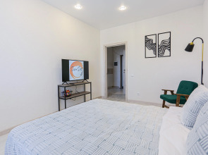 Апартаменты SunSet Академика Чазова