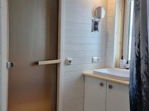 Гостевой дом на первой береговой линии ЛомаКоти