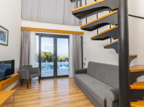 Bellapais Oasis Hotel