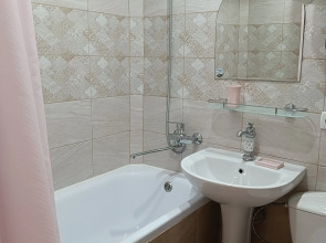 Квартира Комфортная в центре Пицунды