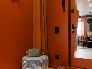 Апартаменты Новые Дизайнерские с Видом на Верхнее Озеро