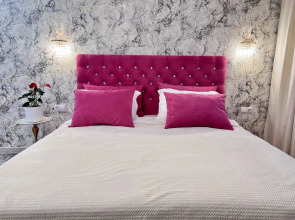 Квартира у метро Чкаловская улица Щорса 105