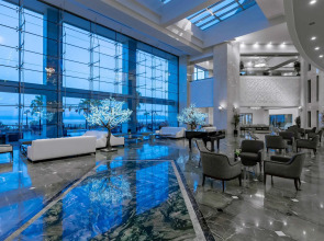 Royal Teos Thermal Resort Clinic & Spa (Halal Hotel)