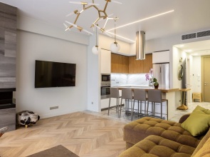 Апартаменты Четырехкомнатные Актёр Гэлакси