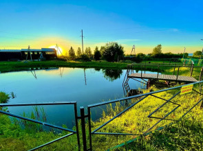 Na Beregu Ozera Guest House