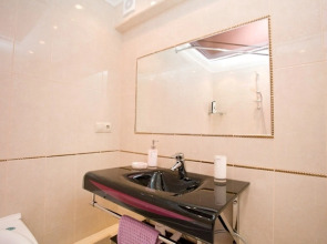 Апартаменты Violet Fantasy