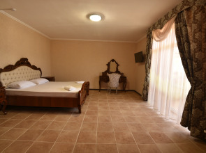 Отель Замок Азов