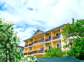 Гостевой дом Rakhat Vardane