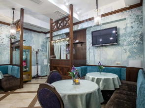 Отель Cronwell Inn Стремянная