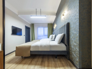 Lenora Airport Hotel