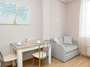 Апартаменты Домино на Набережной Реки Иртыш