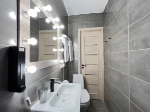 Апартаменты с Часами в Стиле Лофт