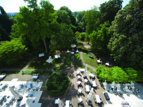 Отель Vichy Spa Hôtel Les Célestins