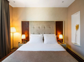 Отель Crystal Hotel Belgrade