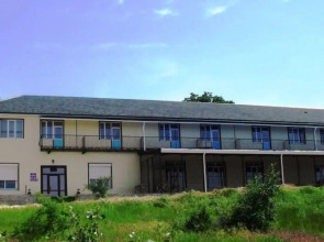 Отель Парамон