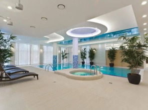 Отель Дрозды Клуб